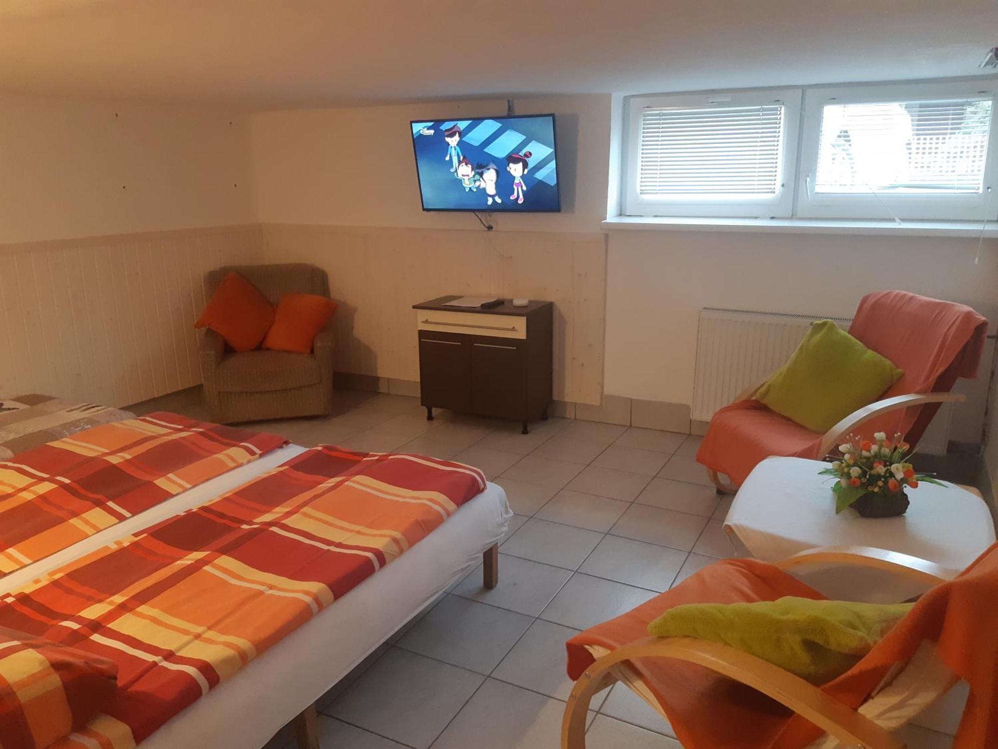 Sub Rosa Two-Bedroom Apartment Balatonfenyves Bagian luar foto