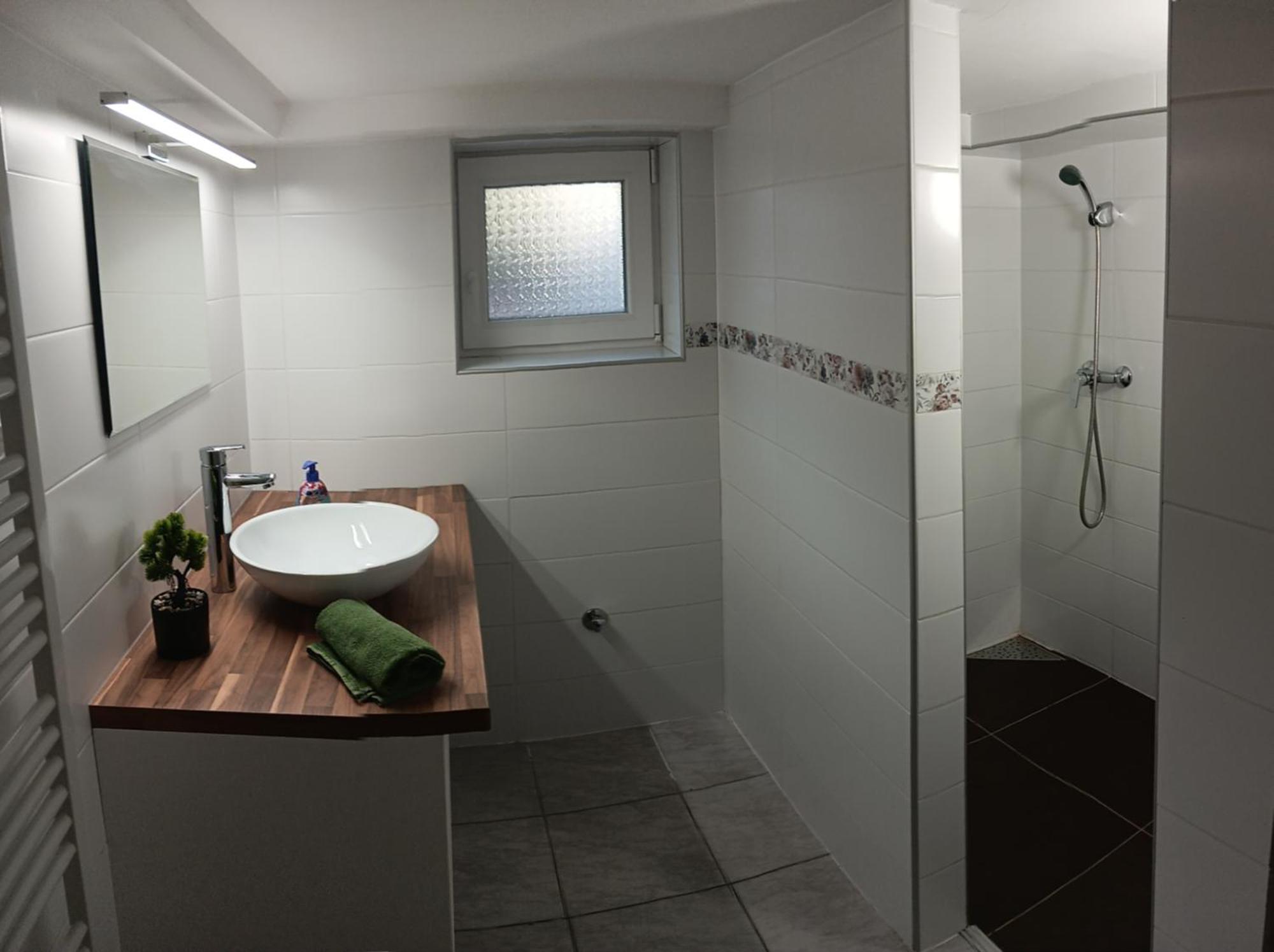 Sub Rosa Two-Bedroom Apartment Balatonfenyves Bagian luar foto